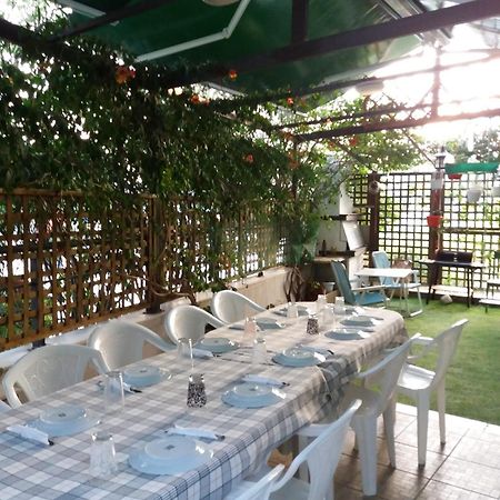Green House Néa Péramos Zewnętrze zdjęcie