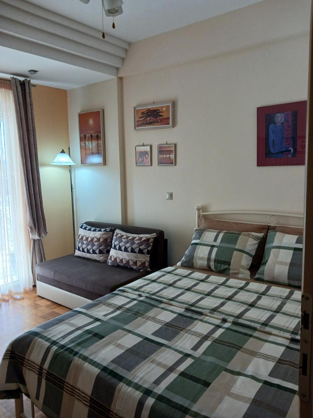 Green House Néa Péramos Zewnętrze zdjęcie