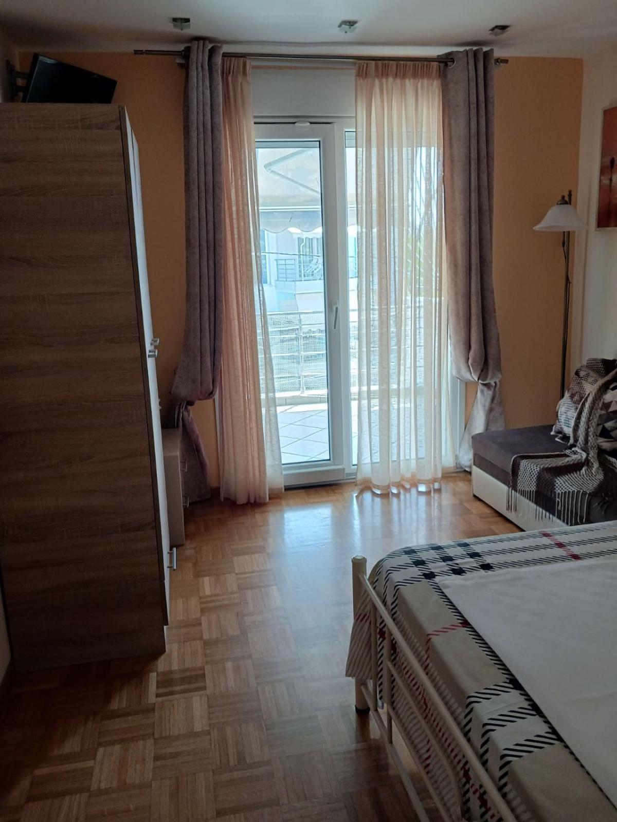 Green House Néa Péramos Zewnętrze zdjęcie